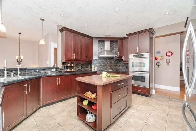 86 Canters Close, Kitchener - photo 44