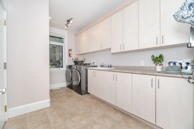 86 Canters Close, Kitchener - photo 95