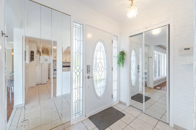 3187 Ibbetson Crescent, Mississauga - photo 9