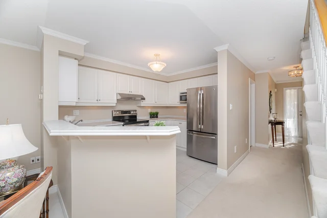 53 Kildonan Crescent, Waterdown - photo 9