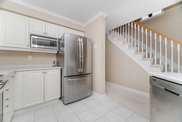 53 Kildonan Crescent, Waterdown - photo 11