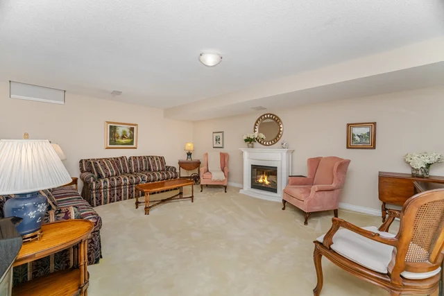 53 Kildonan Crescent, Waterdown - photo 36