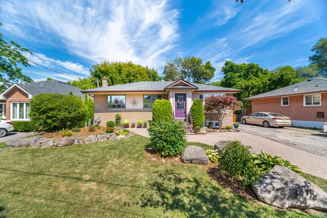 1539 Pembroke Drive, Oakville - photo 2
