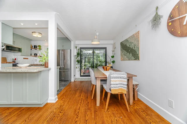 1539 Pembroke Drive, Oakville - photo 14