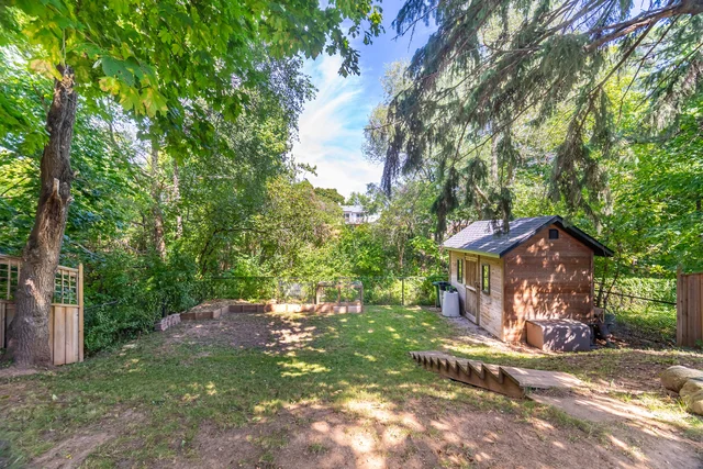 1539 Pembroke Drive, Oakville - photo 56