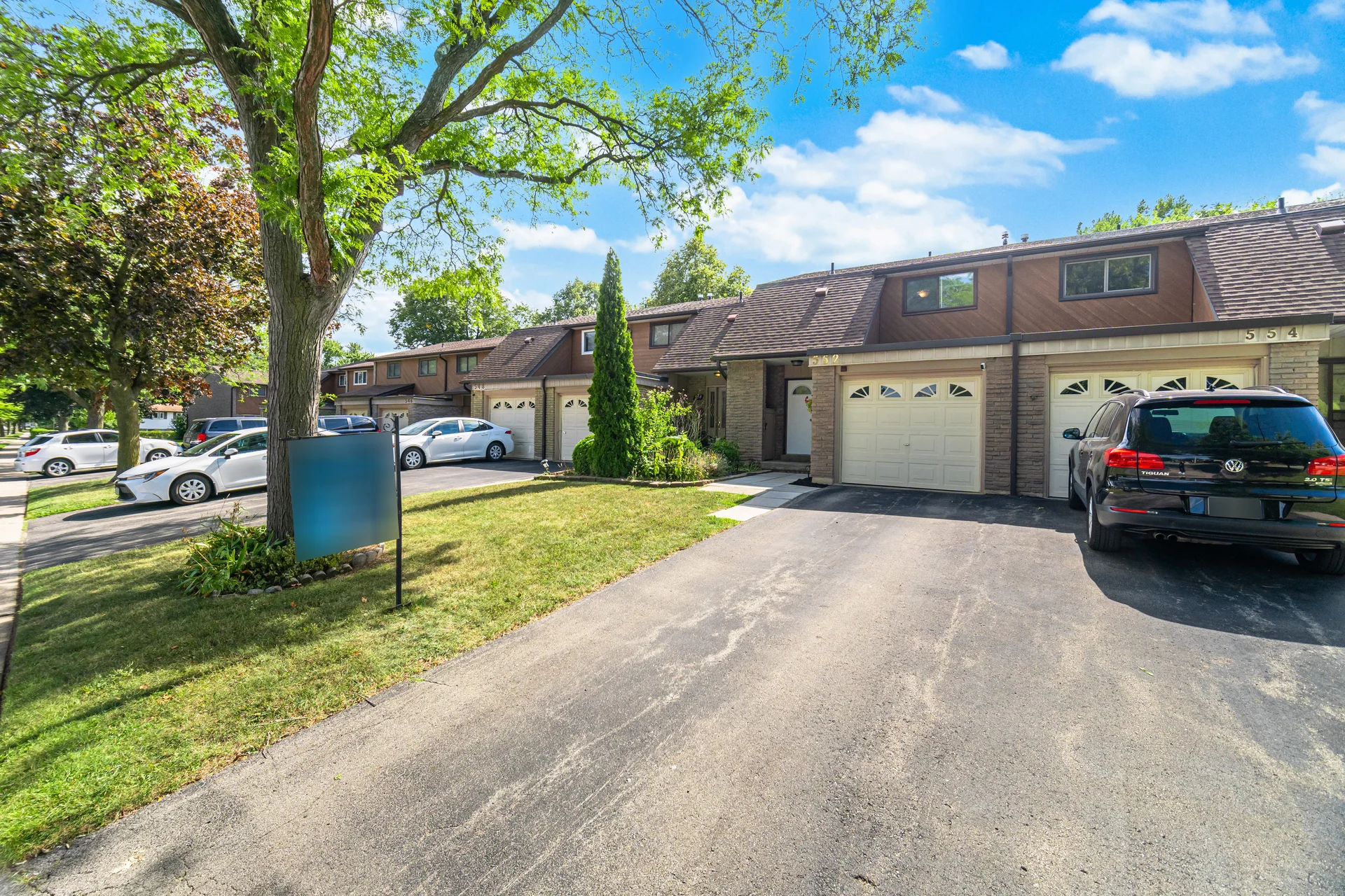 552 Pinedale Avenue, Burlington - photo 5