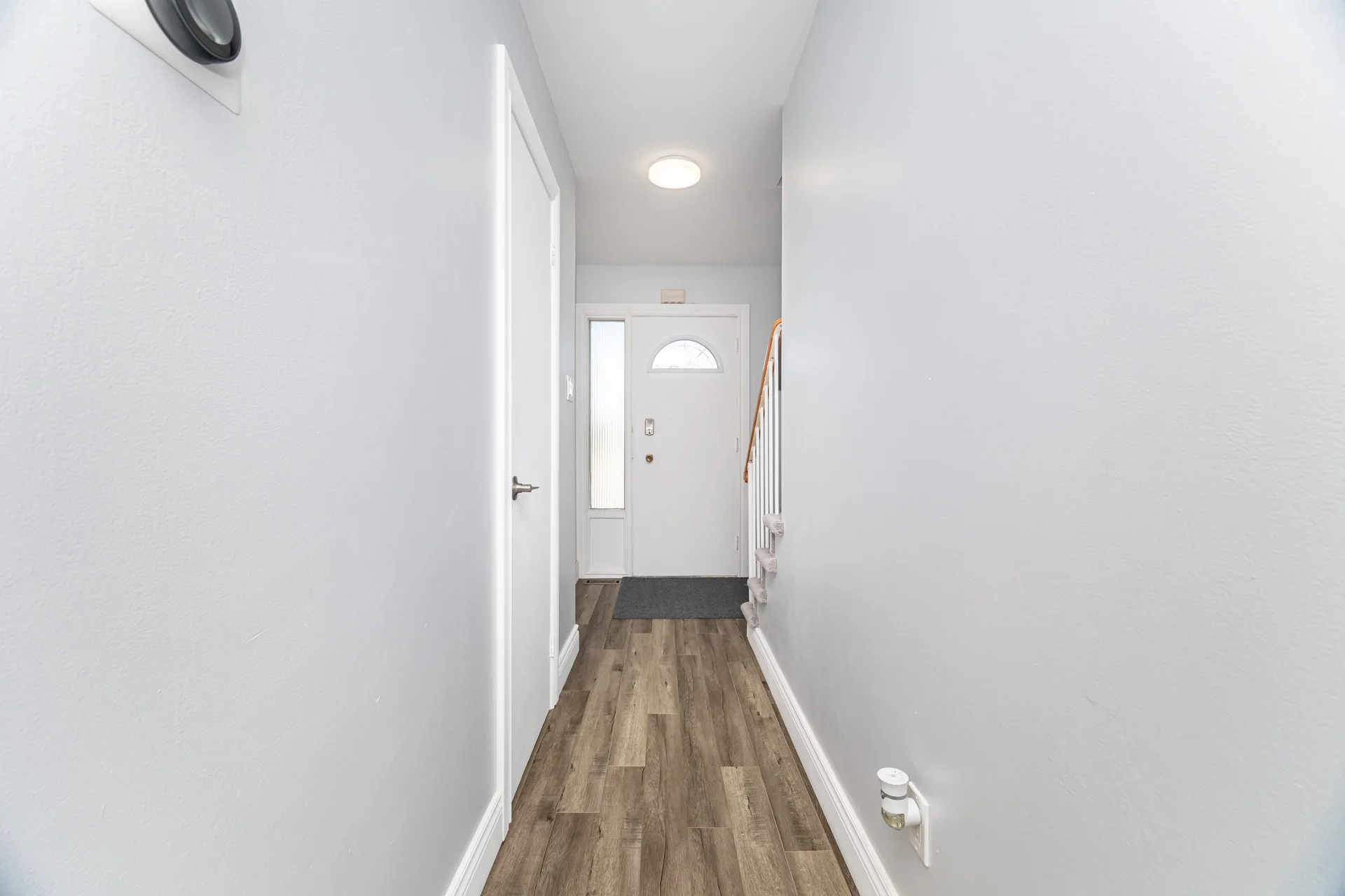 552 Pinedale Avenue, Burlington - photo 10