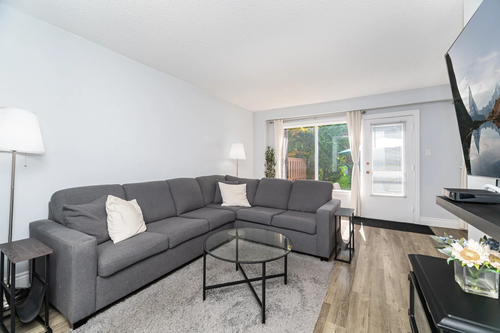 552 Pinedale Avenue, Burlington - photo 13