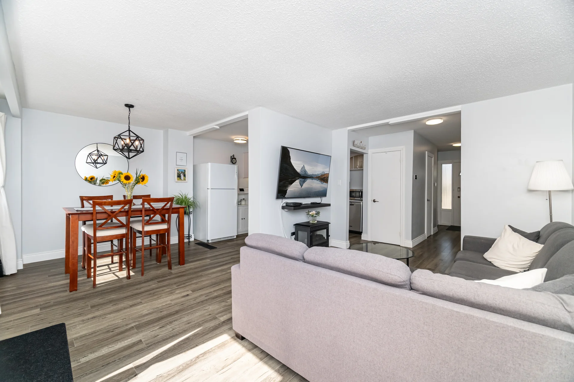 552 Pinedale Avenue, Burlington - photo 15