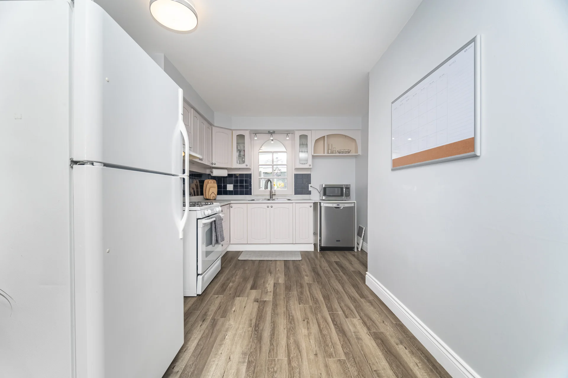 552 Pinedale Avenue, Burlington - photo 21
