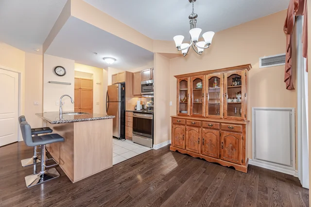 #209-350 Princess Royal Drive, Mississauga - photo 17