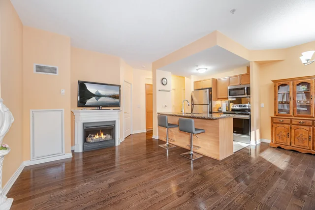 #209-350 Princess Royal Drive, Mississauga - photo 23