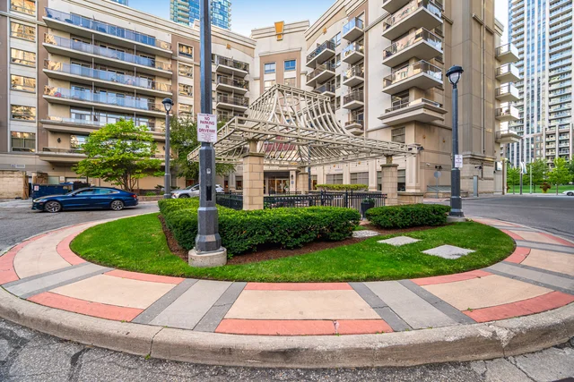 #209-350 Princess Royal Drive, Mississauga - photo 37