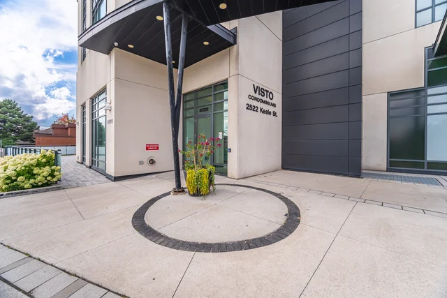 #320-2522 Keele Street, North York - photo 3
