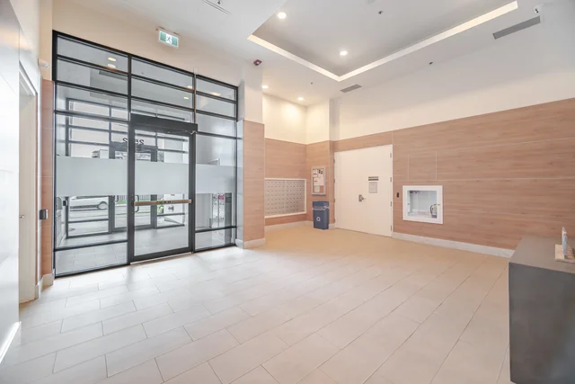 #320-2522 Keele Street, North York - photo 4