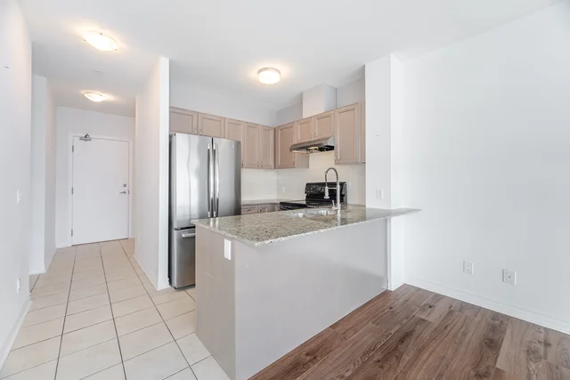 #320-2522 Keele Street, North York - photo 11