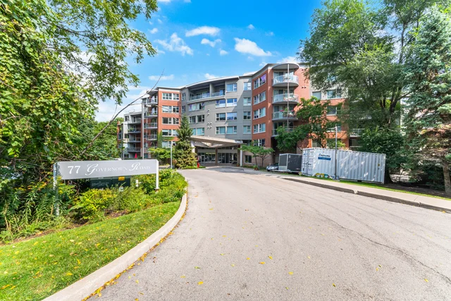 #204-77 Governors Road, Dundas - photo 3