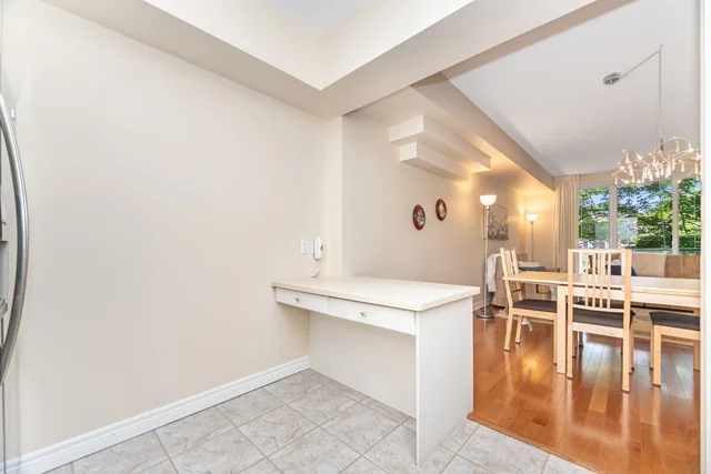 #204-77 Governors Road, Dundas - photo 21