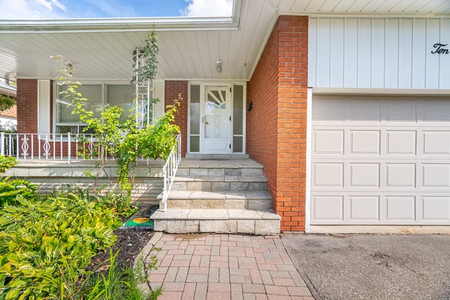 1048 Melton Drive, Mississauga - photo 8