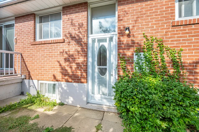 1048 Melton Drive, Mississauga - photo 21