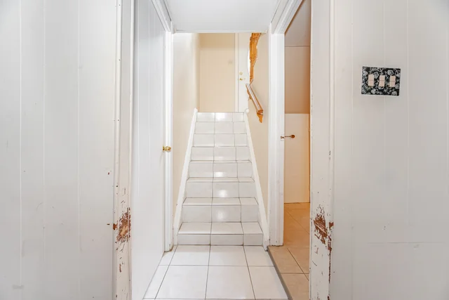 1048 Melton Drive, Mississauga - photo 23