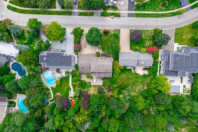 2197 Courrier Lane, Mississauga - photo 2
