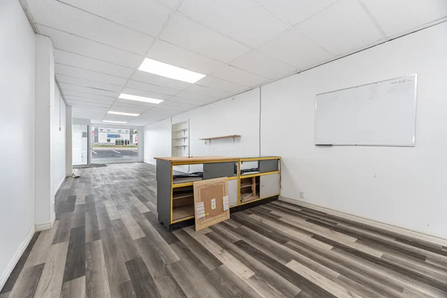Unit5a-481 Dundas Street West, Belleville - photo 21