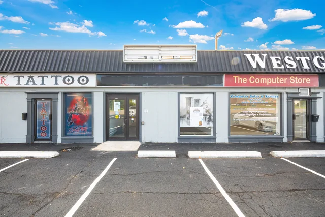 Unit2-481 Dundas Street West, Belleville - photo 11