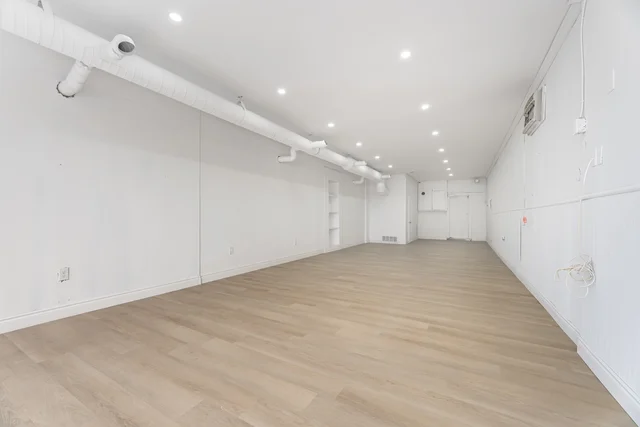 Unit6-481 Dundas Street West, Belleville - photo 15