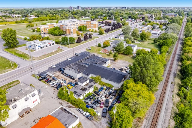 Unit6-481 Dundas Street West, Belleville - photo 34