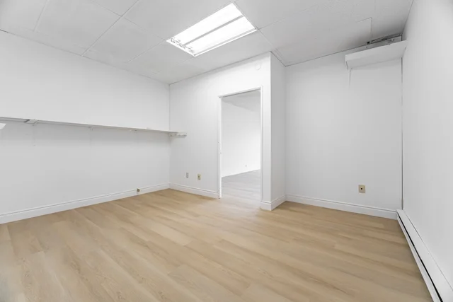Unit3-481 Dundas Street West, Belleville - photo 16
