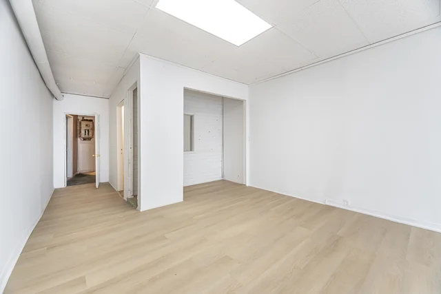 Unit5b-481 Dundas Street West, Belleville - photo 20
