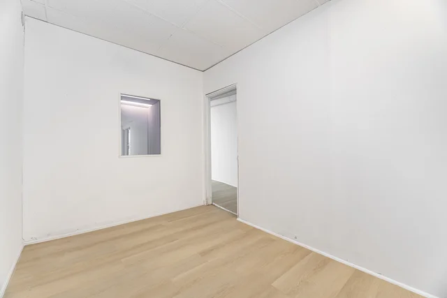 Unit5b-481 Dundas Street West, Belleville - photo 22