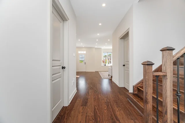 99 Burke Street, Hamilton - photo 9