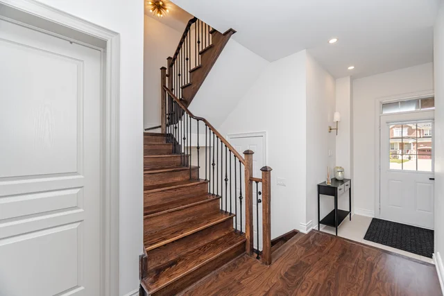 99 Burke Street, Hamilton - photo 19