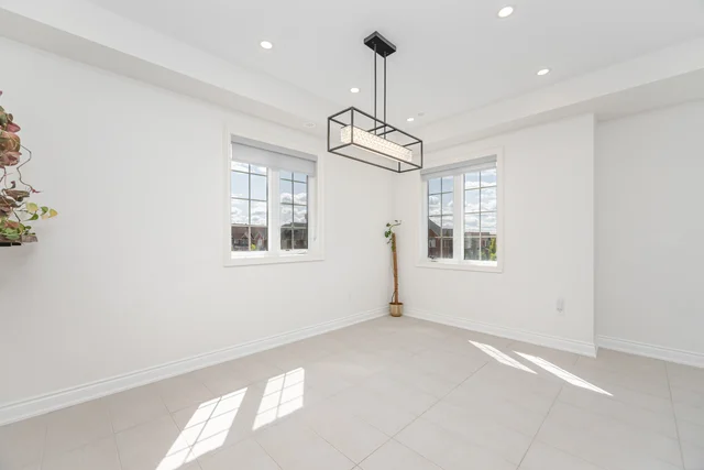 99 Burke Street, Hamilton - photo 27