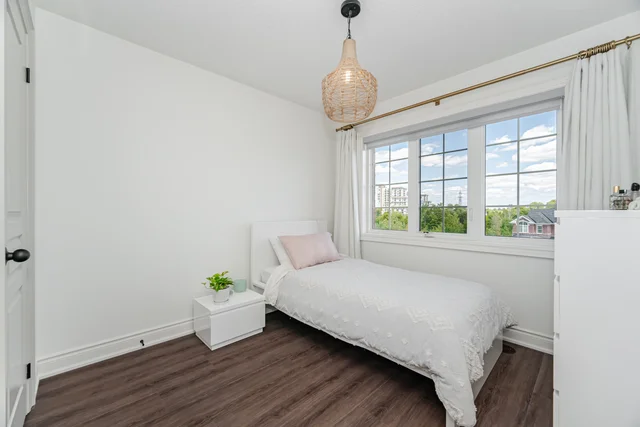 99 Burke Street, Hamilton - photo 48