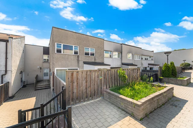 #79-3050 Constitution Boulevard, Mississauga - photo 3