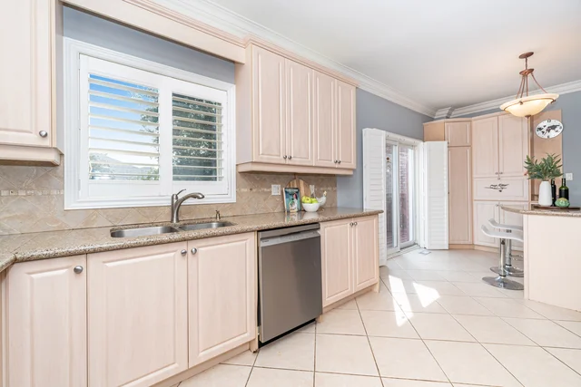 15 Water Garden Lane, Woodbridge - photo 25
