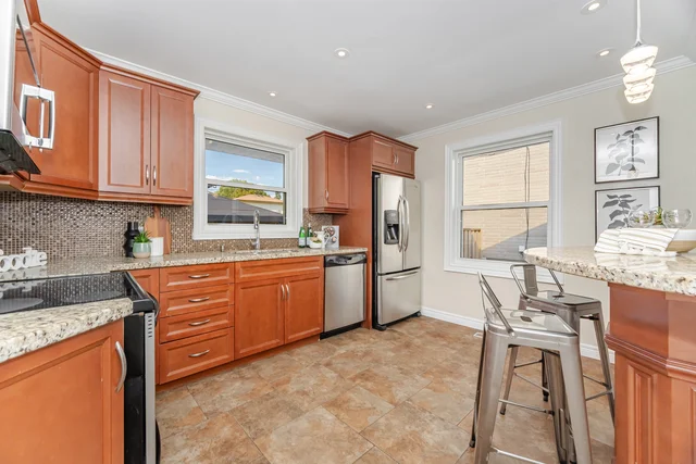 600 Ridgeway Avenue, Oshawa - photo 14