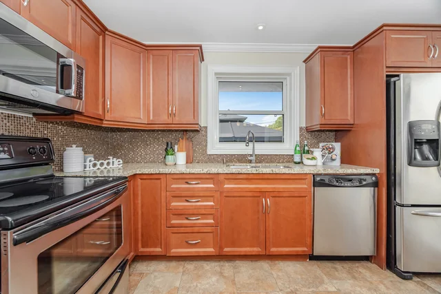 600 Ridgeway Avenue, Oshawa - photo 15
