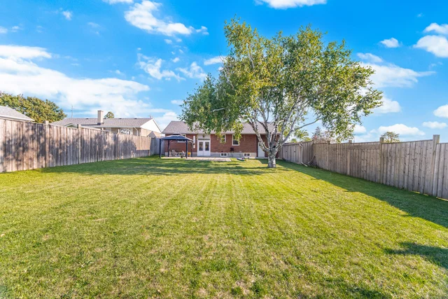 600 Ridgeway Avenue, Oshawa - photo 53