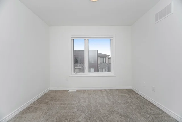 14 Dryden Lane, Hamilton - photo 36