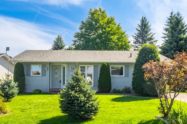 3 Hickory Court, New Tecumseth - photo 1