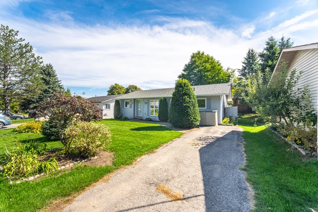 3 Hickory Court, New Tecumseth - photo 4