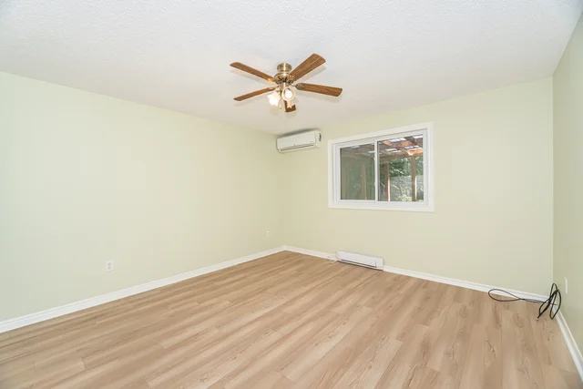 3 Hickory Court, New Tecumseth - photo 24