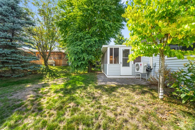 3 Hickory Court, New Tecumseth - photo 36