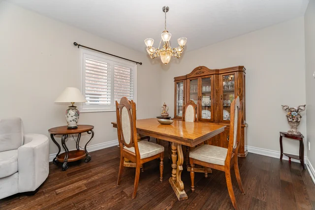 107 Cupola Crescent, Woodbridge - photo 14