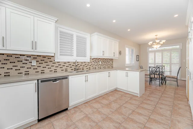 107 Cupola Crescent, Woodbridge - photo 20
