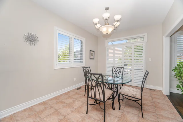 107 Cupola Crescent, Woodbridge - photo 23